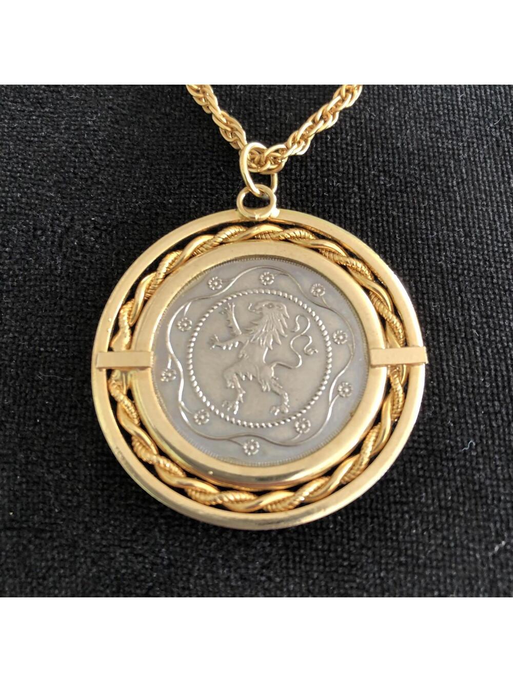 Vintage French NAPOLEON EMPERUR Lion Metal Pendant Gold Tone - Picture 3 of 3